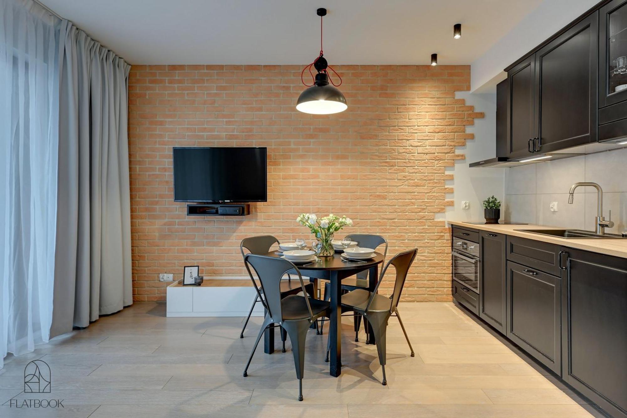Center Jaglana 6e,f Апартаменти
